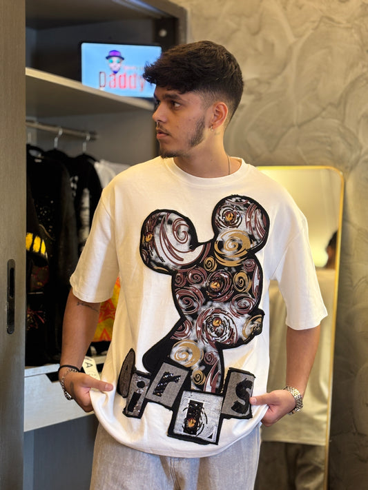 Oversized T-Shirts designer cut and stitch pattern with sequence embeded on Borders